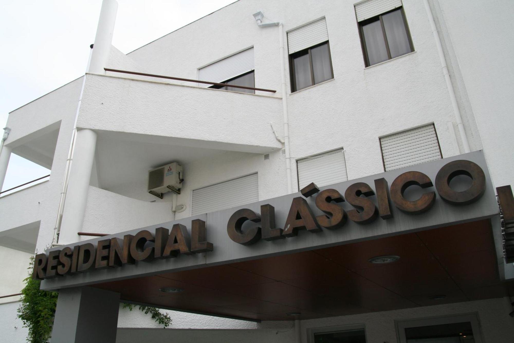 Residencial Classico ヴィラ・レアル エクステリア 写真